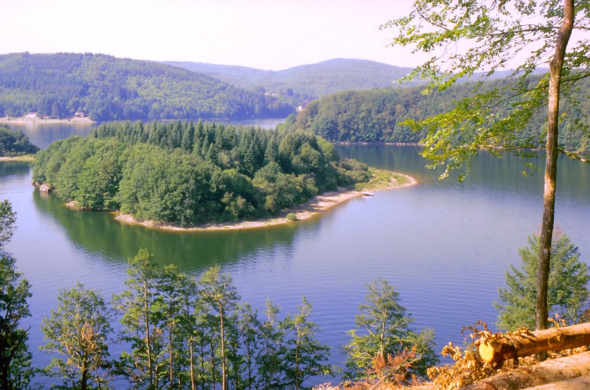 Lac de la Raviège